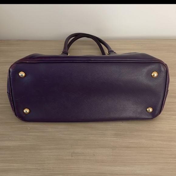ππGIFTEDππ Designer PRADA SAFFIANO Leather Lux Tote - Picture 11 of 13